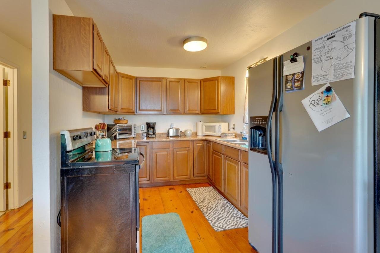 Breezy Kailua-Kona Bungalow With Lanai And Ocean View! Екстер'єр фото