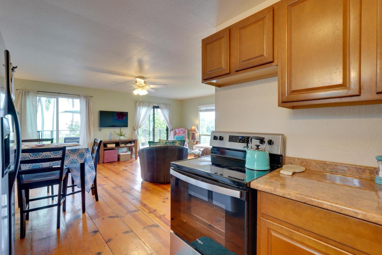 Breezy Kailua-Kona Bungalow With Lanai And Ocean View! Екстер'єр фото