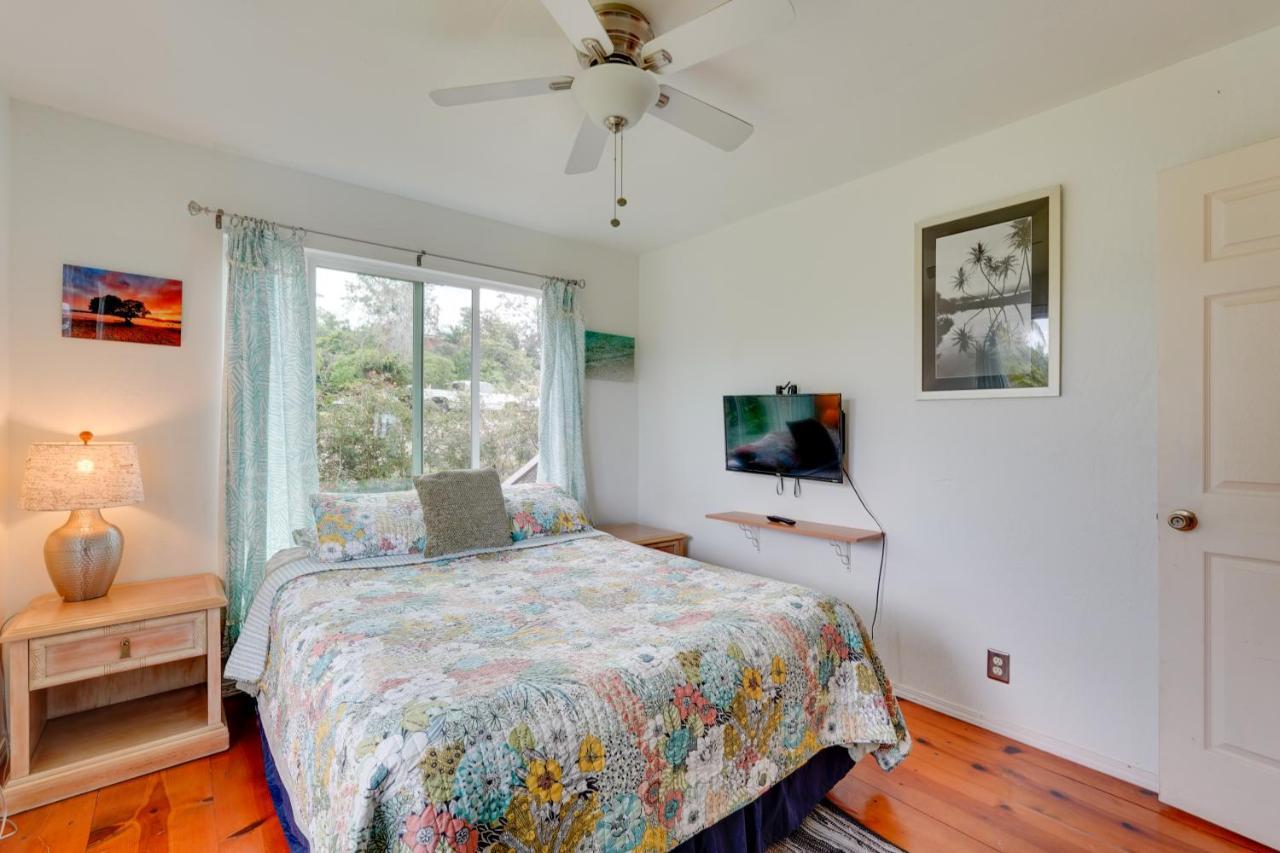 Breezy Kailua-Kona Bungalow With Lanai And Ocean View! Екстер'єр фото